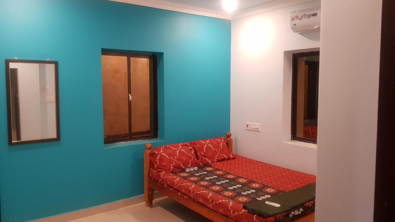 Jms Guest House Tirunallar Exterior foto